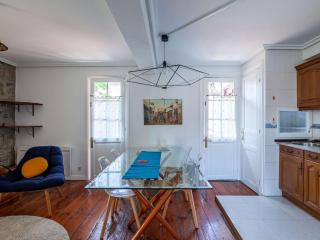 Bel appartement avec balcon à 5 min de la plage et proche du centre, classé 2 étoiles - FR-1-2-385 - 6