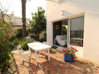 Appartement rénové à Royan, proche plage, terrasse, parking privé - FR-1-494-102 - Royan - 0