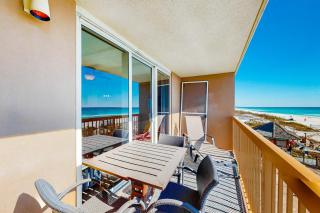 Pelican Beach Resort 305 - Destin - 8