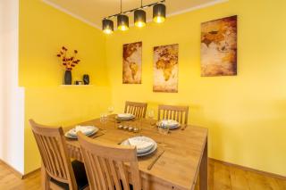 Moderne Dachgeschosswohnung - Parkplatz - Waschmaschine - 4