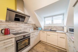 Moderne Dachgeschosswohnung - Parkplatz - Netflix - Coburg - 1