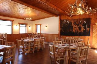 Yellowstone Valley Inn - Wapiti - 6