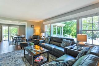 Fantastic Plymouth House with Deck and Ocean Views! - 8