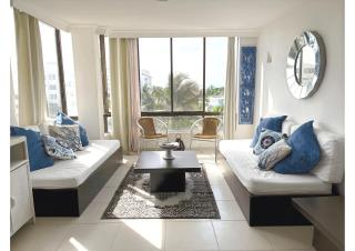 Apartamento con Vista al Mar - Edificio Commodore , APTO 501 - San Andrés - 0