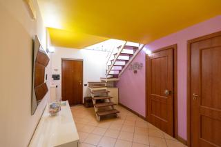 COLORED HOUSE UNTIL 7 PEOPLE ABOVE SqPLEBISCITO - Napels - 2
