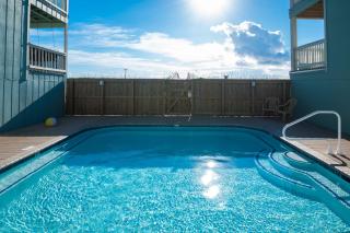 Oceanfront with Pool - Sands IV - Carolina Beach - 6