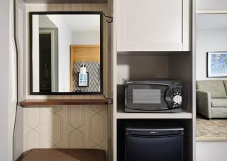 Holiday Inn Boston - Dedham Hotel & Conference Center by IHG - Dedham - 2