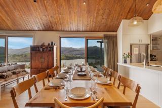Sicilian Luxury Retreat - Queenstown - 8
