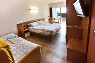 Ambienthotel Spiaggia - Malcesine - 8