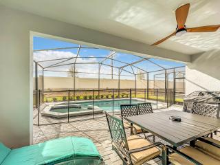 Windsor Island Vacation Pool Home - Davenport - 2