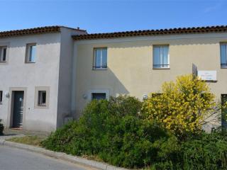 Maison duplex cosy 3 pièces, 6 pers. avec terrasse, parking, WIFI et animaux admis - Grospierres - FR-1-382-13 - Grospierres - 2