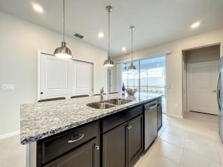 Game Room Fun! 5-br Retreat W Pvt Pool Near Disney - Davenport - 3