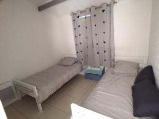 Appartement climatisé pour 6 à Port Leucate, proche plage, parking privé, tout équipé, refait à neuf - FR-1-81-428 - Port Leucate - 2