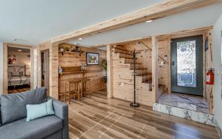 Hot tub, cowboy pool near the Pearl, Riverwalk - 4