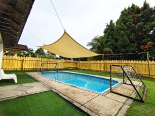 Melaka AFamosa Pool Villa 5 Bedroom Moments Villa Lot 1319 Homestay - Kampong Pulau Sebang - 4