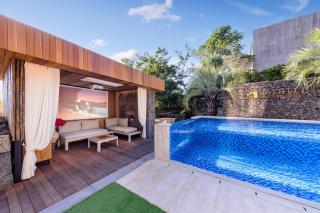 Bayhill Pool & Villa - Seogwipo - 6
