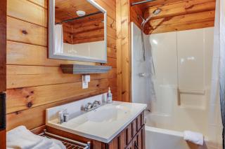 Hillside Hideaway - Mashburn Mill - 5