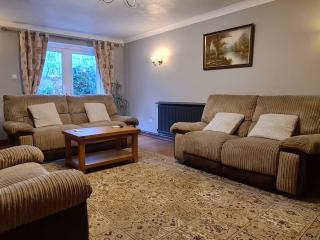 Spacious, 5 bed house for 9 in Chester - 5