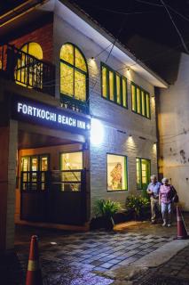 Fortkochi Beach Inn - Cochin - 3