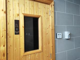 Cozy Suite with 270 Degree Mountain and Theme Park Views - Ipoh - 9