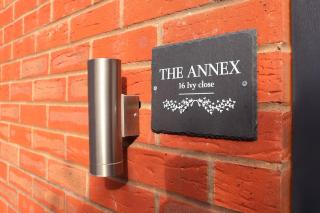 The perfect stay, 2 bedroom, great location. - 4