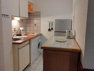 Appartement cosy 6 pers. avec WIFI, loggia et casier à skis, au pied des pistes, proche commerces - FR-1-262-78 - Forest des Baniols - 7