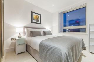 Serviced Apartment by Cloud Apartments - 0