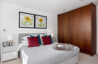 Serviced Apartment by Cloud Apartments - 2