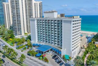Ramada Plaza by Wyndham Marco Polo Beach Resort - Miami Beach - 0