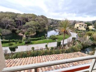 Appartement T2 + Coin Nuit - Wi-Fi - Piscine Gratuite - Parking Privatif - À 200m Plages et Commerces - FR-1-316-282 - Six-Fours-les-Plages - 5