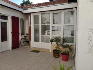 Arcachon: Charmante Maison T3 Proche Plage et Commerces, 2 Chambres, Wi-Fi, Idéale Familles - FR-1-319-35 - Arcachon - 0