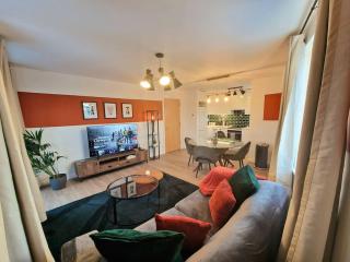 Luxury Station Apartment by Paymán Club - Cambridge - 9