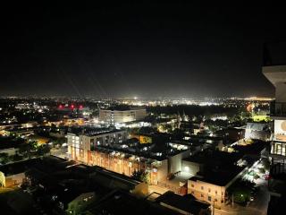 CBD Stunning High Floor View - FREE Parking FREE Netflix FREE Gym FREE Pool FREE Sauna FREE Coffee - 5