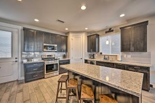 Spacious Flagstaff Home with Fenced Yard and Grill! - 9