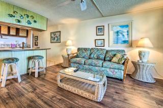 Beachfront Lahaina Condo Pool and Grill Access - 5