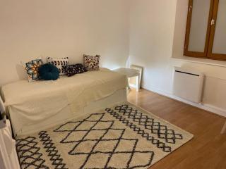 Charmant studio 2 pièces - 8