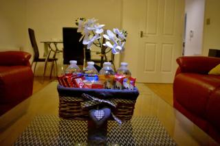 Classy Campbell Park Apartment, Balcony & Free Parking - Milton Keynes - 6
