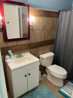 Rustic Country Lake Tawakoni Cabin - 8