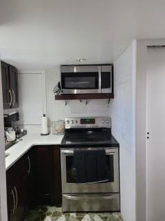 212 LLC - Teaneck - 7