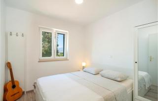 2 Bedroom Stunning Home In Postira - Postira - 4