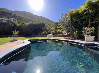 Lovely House with stunning views - 4