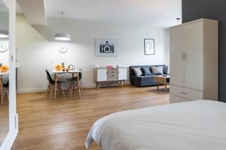 Large Comfy, Modern studio 5 min to Acropolis - Atene - 7
