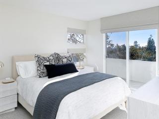 Grandview Getaway, Luxury 4BR, Ocean View, Fire Pit - Encinitas - 6