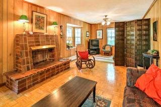 Mountain Rest Cottage with Gas Fireplace! - Walhalla - 5