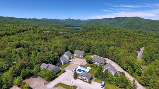 Killington Center Inn & Suites by Killington VR - 2 Bedrooms - 7