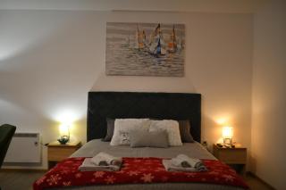 West in apartments - 1