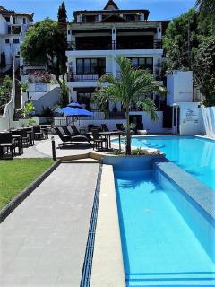 Out of the Blue Resort - Puerto Galera - 3