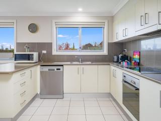3A Kunama - 4BR House l Central Location l Aircon l WiFi - Berridale - 6