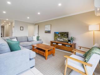 3A Kunama - 4BR House l Central Location l Aircon l WiFi - Berridale - 5