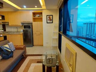 Family Staycation with Pool - 8